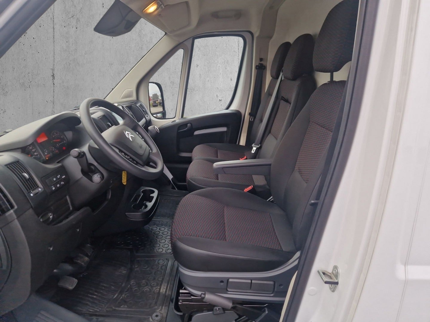 flexleasing-citroen-jumper-33-22-bluehdi-140-l3h2-masterline-findleasing