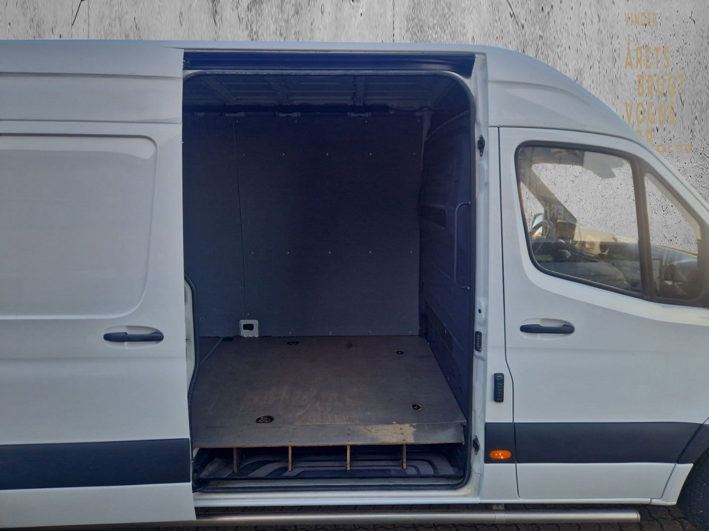 flexleasing-mercedes-sprinter-316-22-cdi-a4-kassevogn-aut-rwd-5d-findleasing