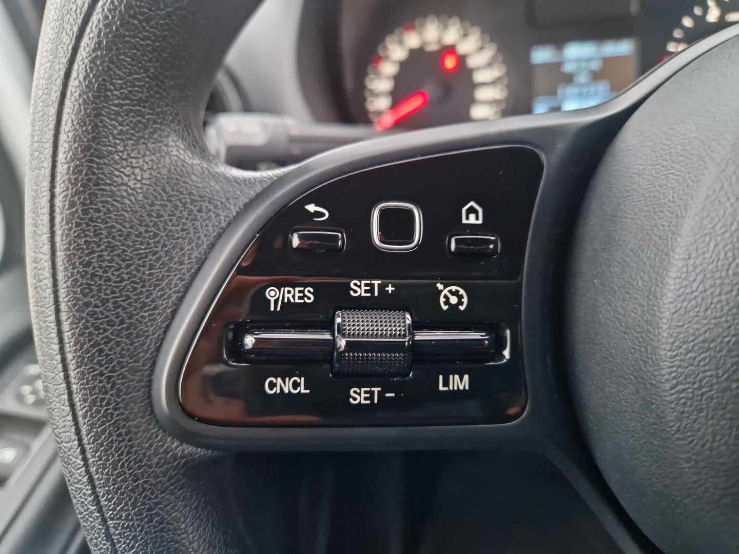 flexleasing-mercedes-sprinter-317-20-cdi-a2-kassevogn-aut-rwd-findleasing