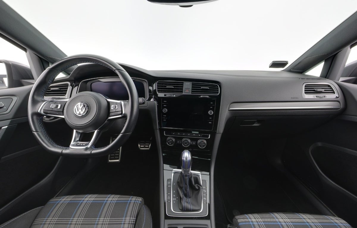 flexleasing-vw-golf-vii-14-gte-dsg-5d-findleasing