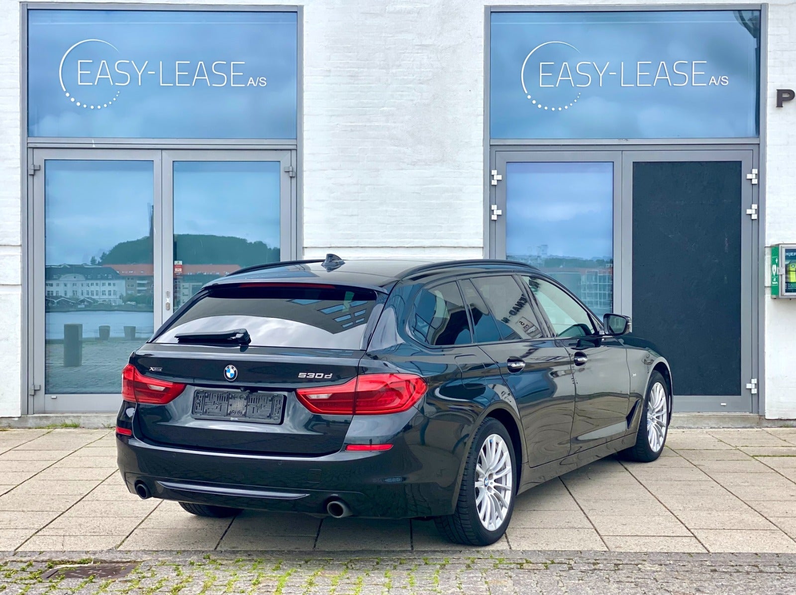 flexleasing-bmw-530d-30-touring-sport-line-xdrive-aut-5d-findleasing