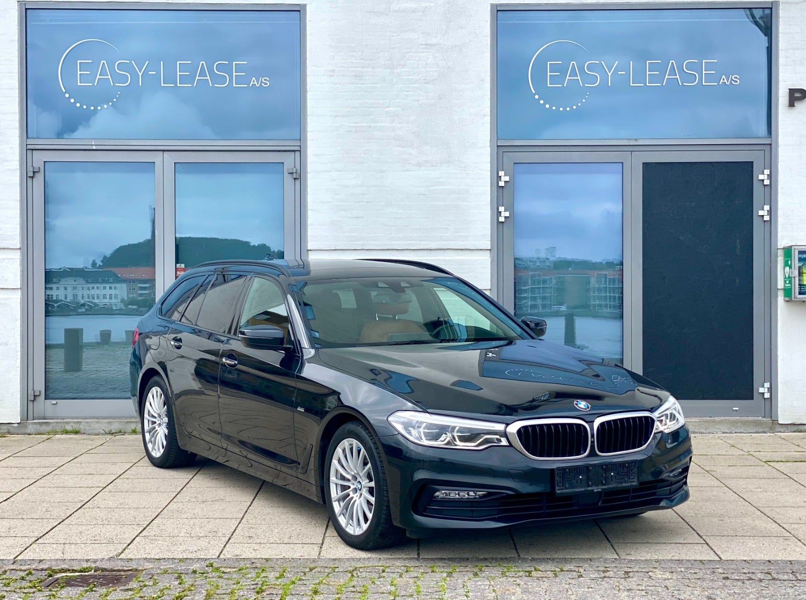 flexleasing-bmw-530d-30-touring-sport-line-xdrive-aut-5d-findleasing
