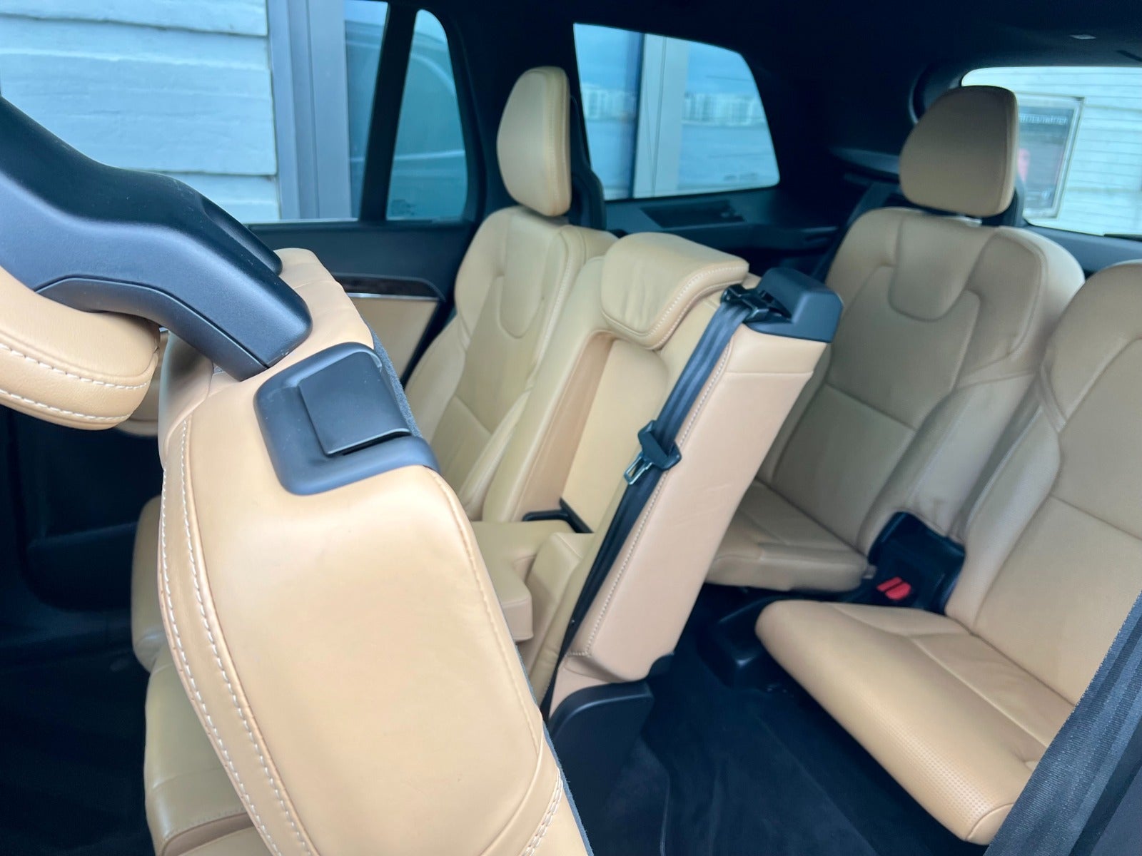 flexleasing-volvo-xc90-20-d5-235-inscription-aut-awd-7prs-5d-findleasing