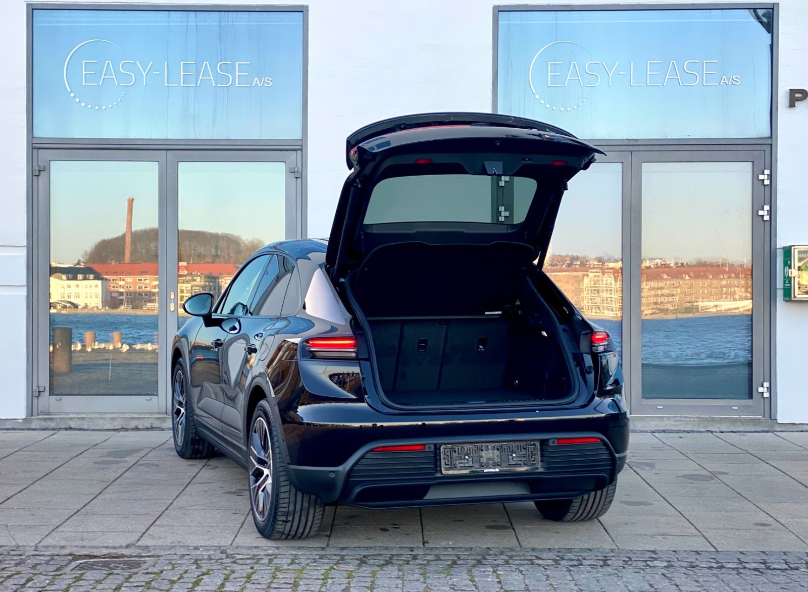 flexleasing-porsche-macan-5d-findleasing