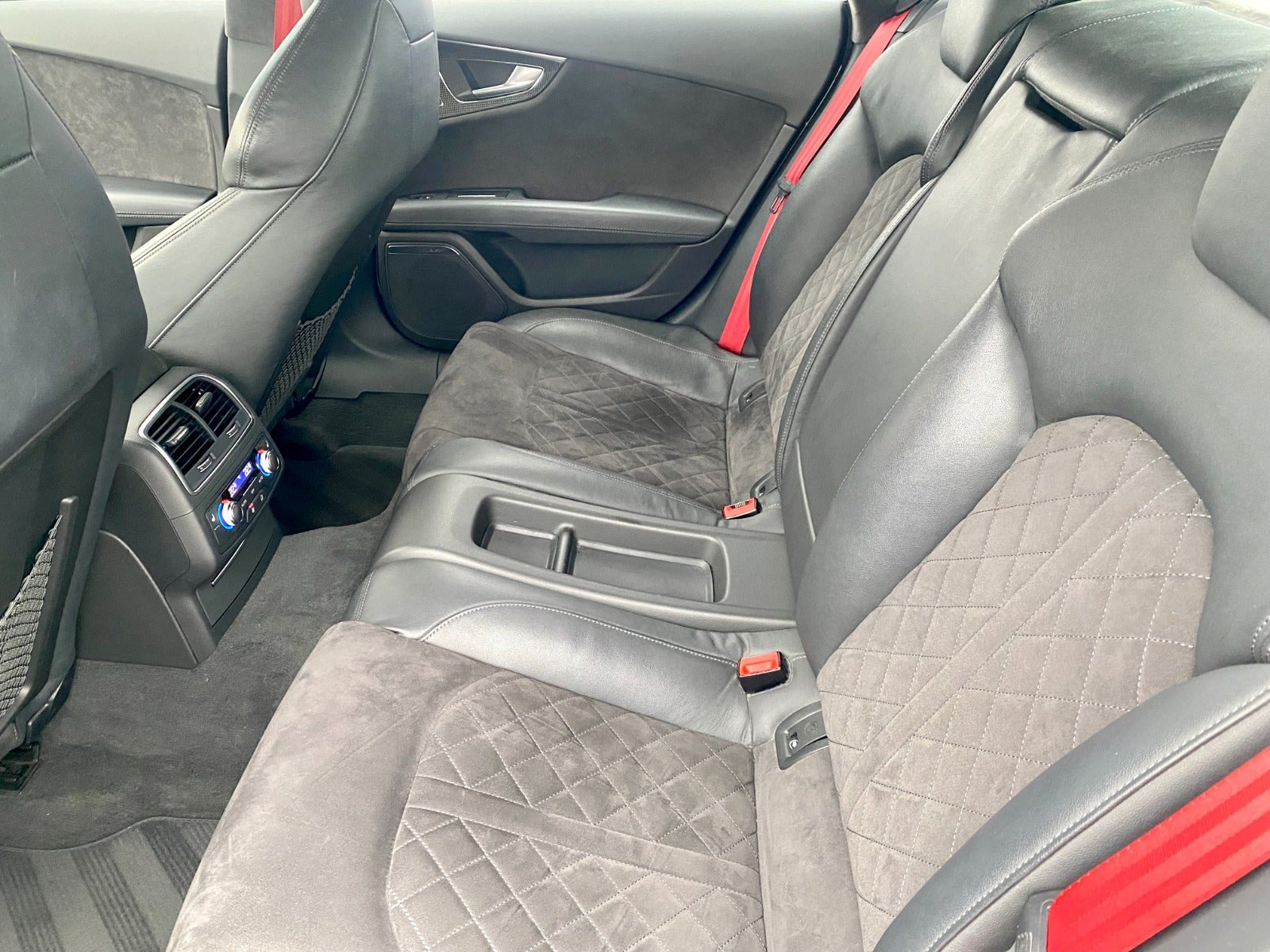 flexleasing-audi-s7-40-tfsi-sportback-quattro-s-tr-5d-findleasing