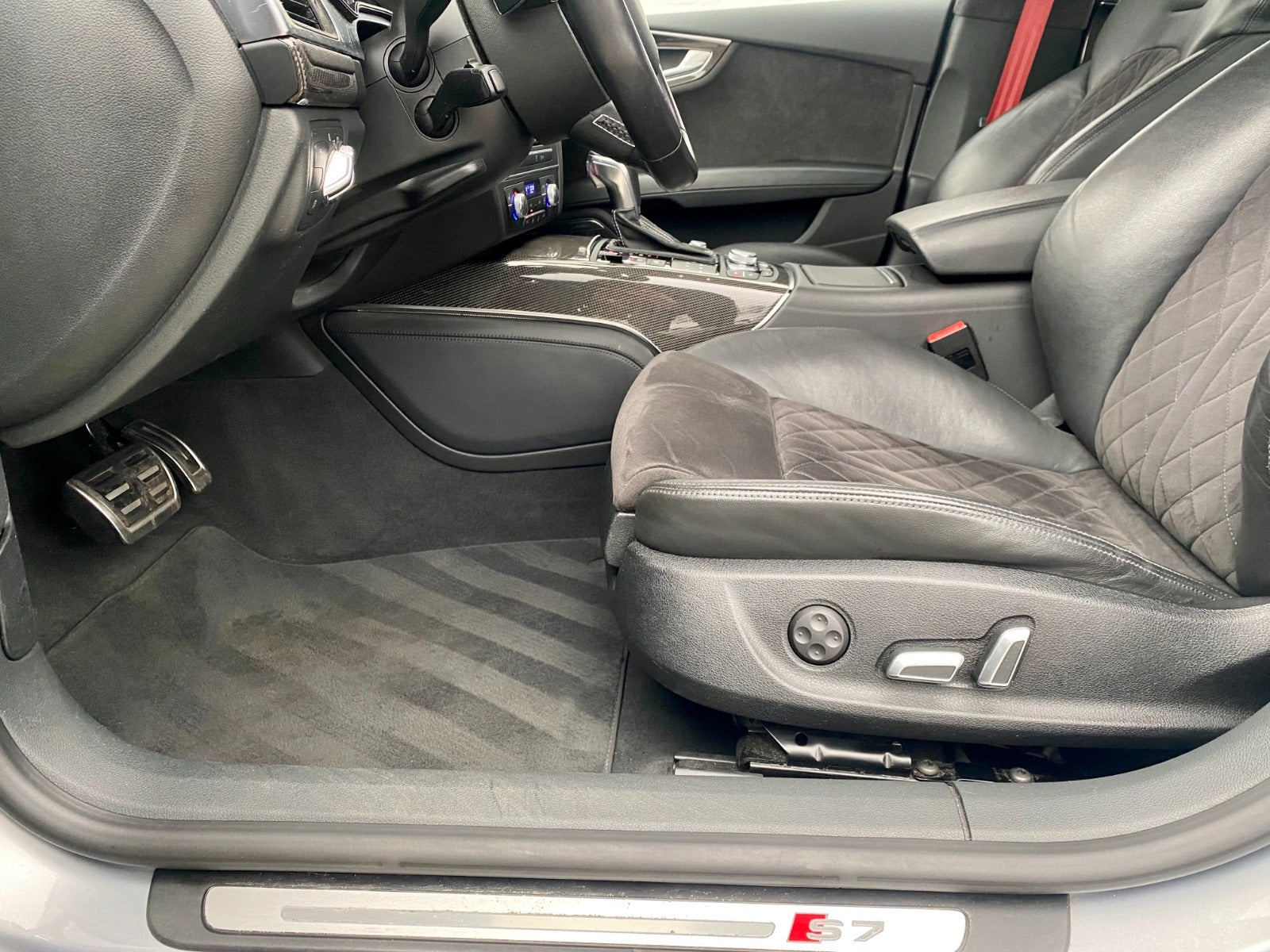 flexleasing-audi-s7-40-tfsi-sportback-quattro-s-tr-5d-findleasing
