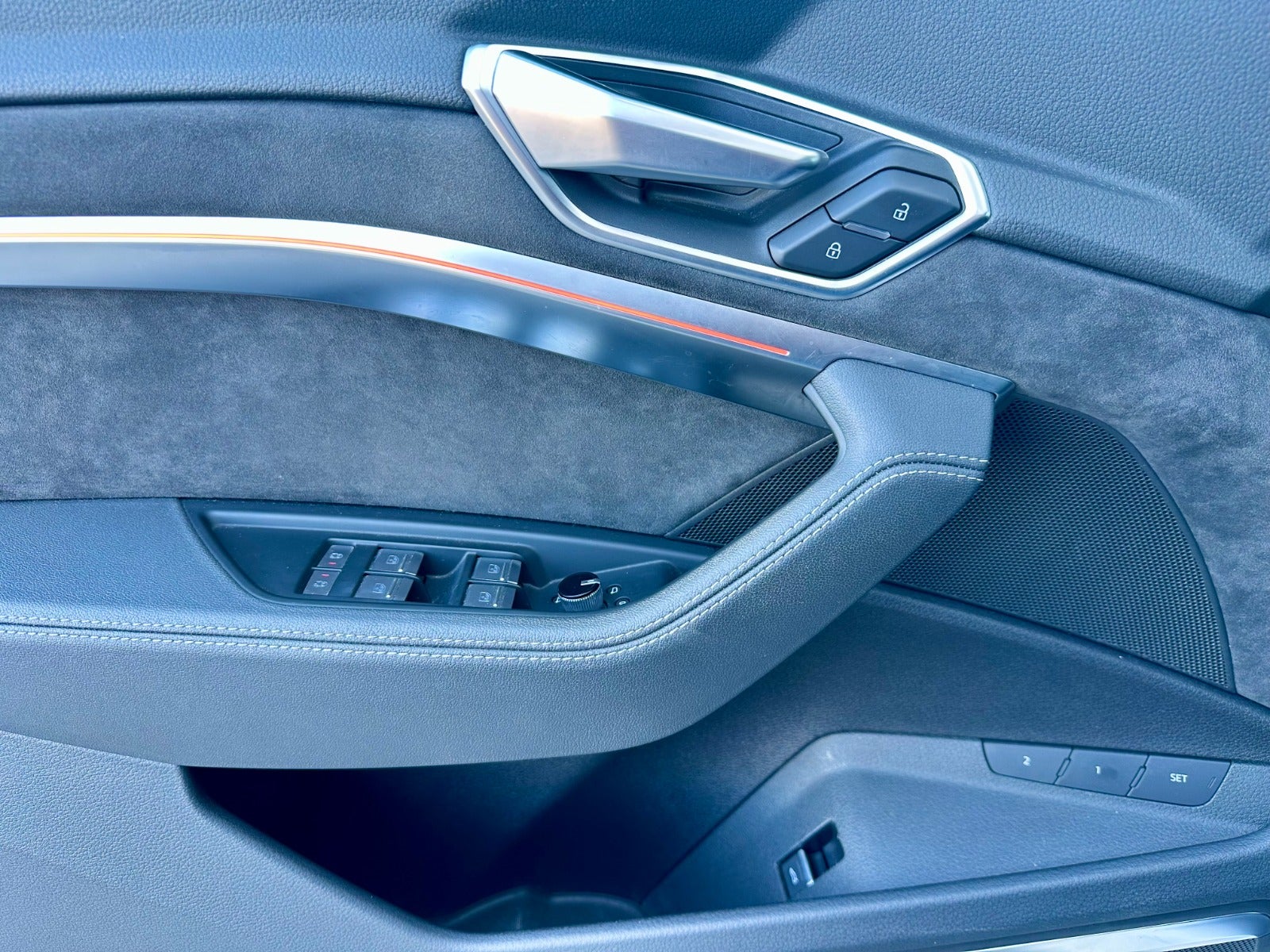 flexleasing-audi-e-tron-55-s-line-quattro-5d-findleasing