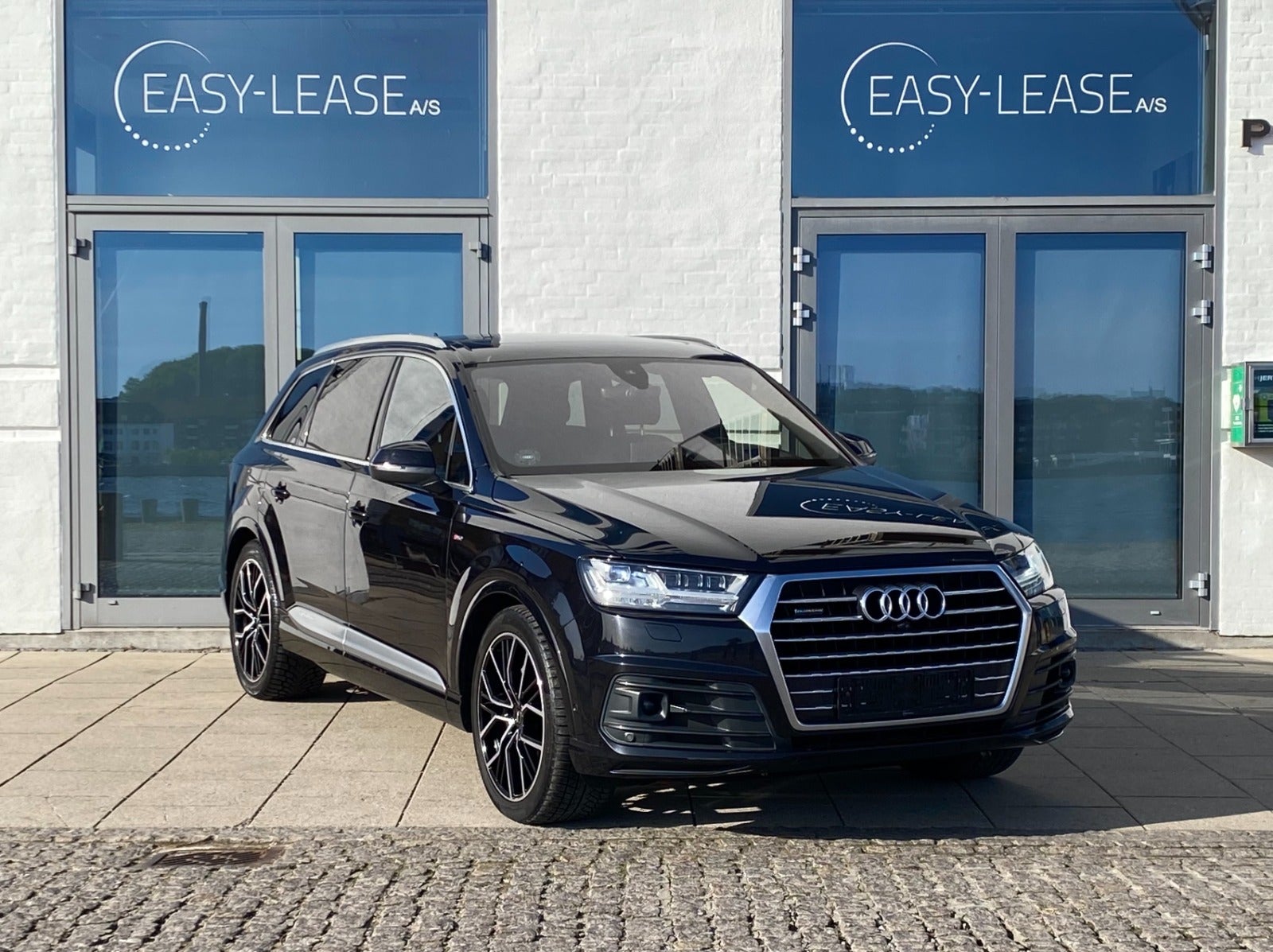 flexleasing-audi-q7-30-tdi-272-s-line-quattro-tiptr-7prs-5d-findleasing