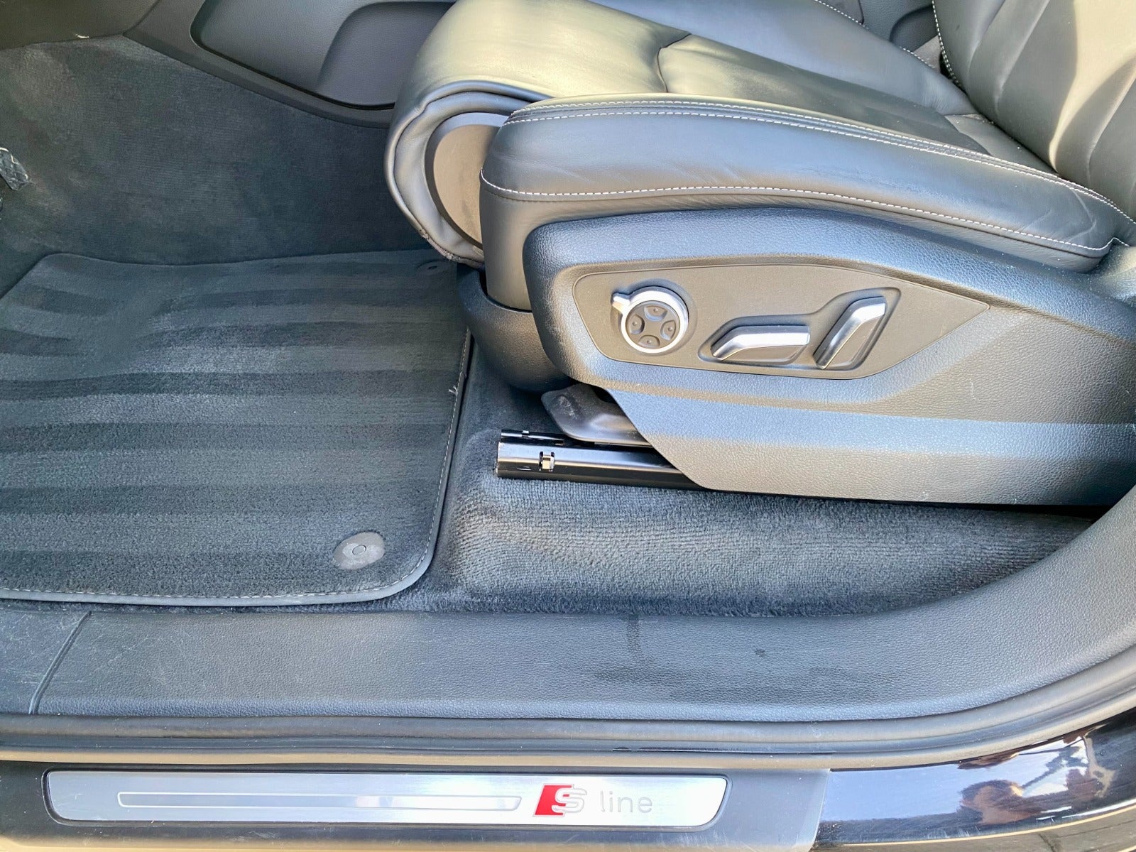 flexleasing-audi-q7-30-tdi-272-s-line-quattro-tiptr-7prs-5d-findleasing