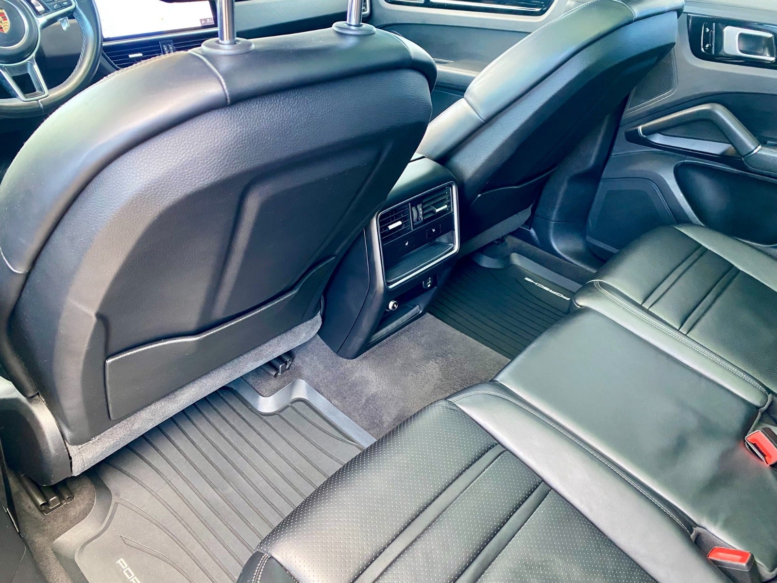 flexleasing-porsche-cayenne-30-tiptr-5d-findleasing