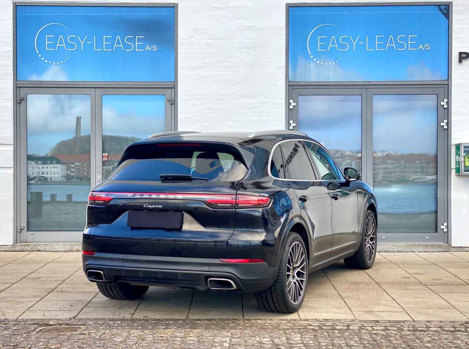 flexleasing-porsche-cayenne-30-tiptr-5d-findleasing