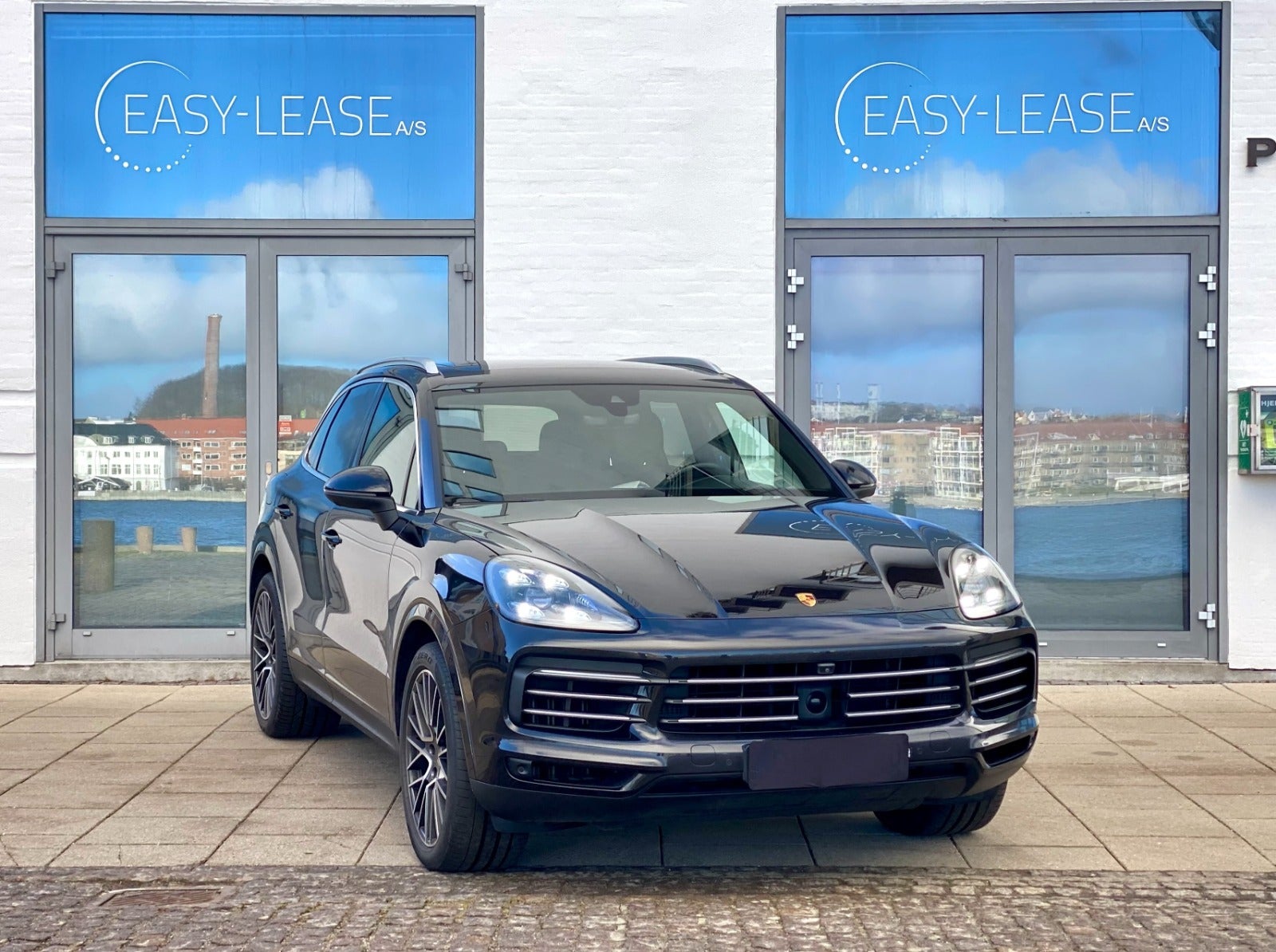 flexleasing-porsche-cayenne-30-tiptr-5d-findleasing