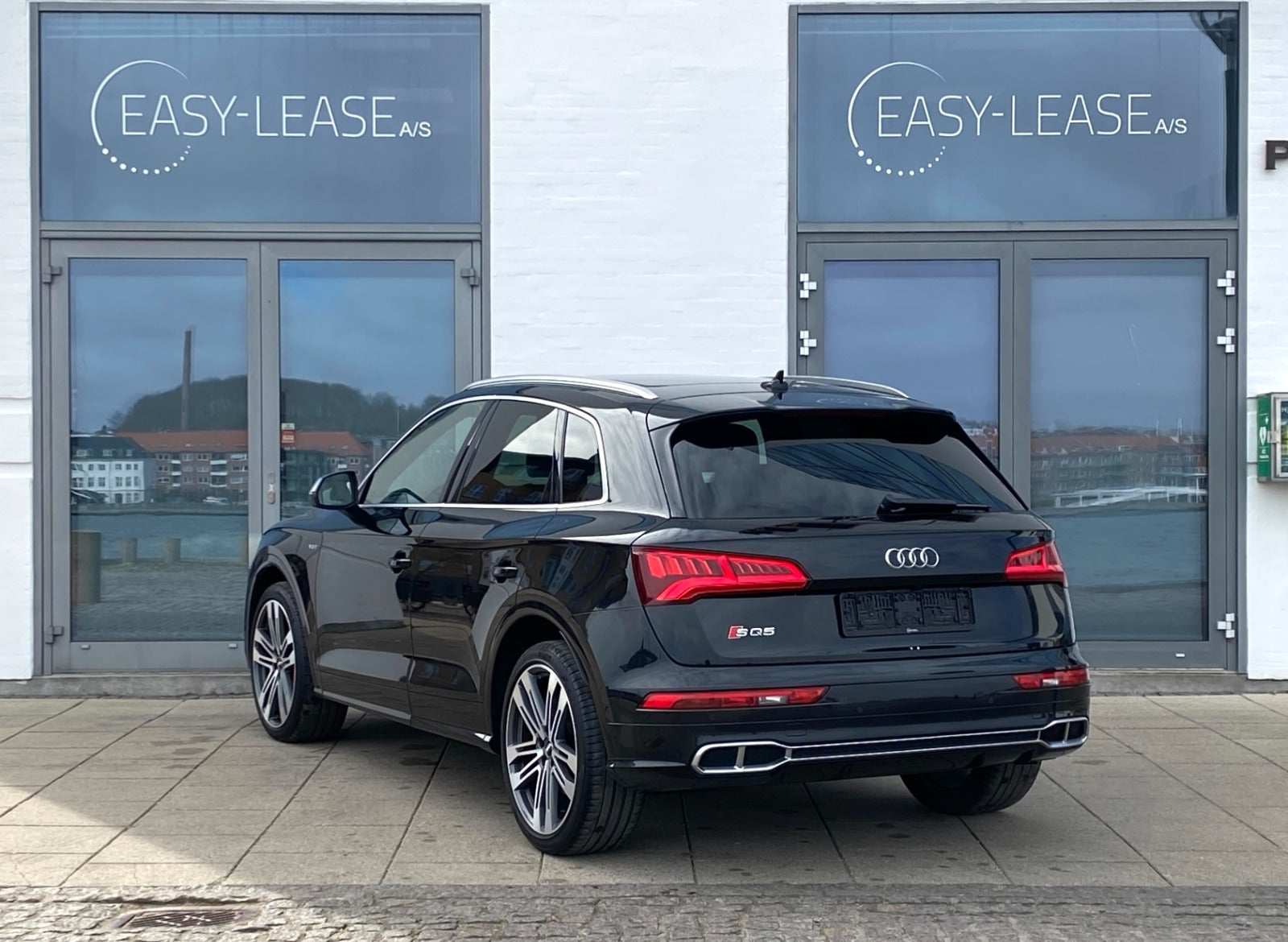 flexleasing-audi-sq5-30-tfsi-quattro-tiptr-5d-findleasing