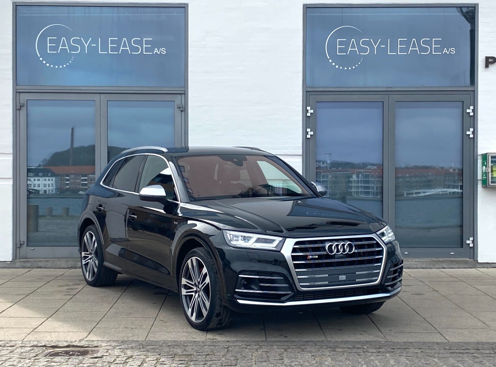 flexleasing-audi-sq5-30-tfsi-quattro-tiptr-5d-findleasing