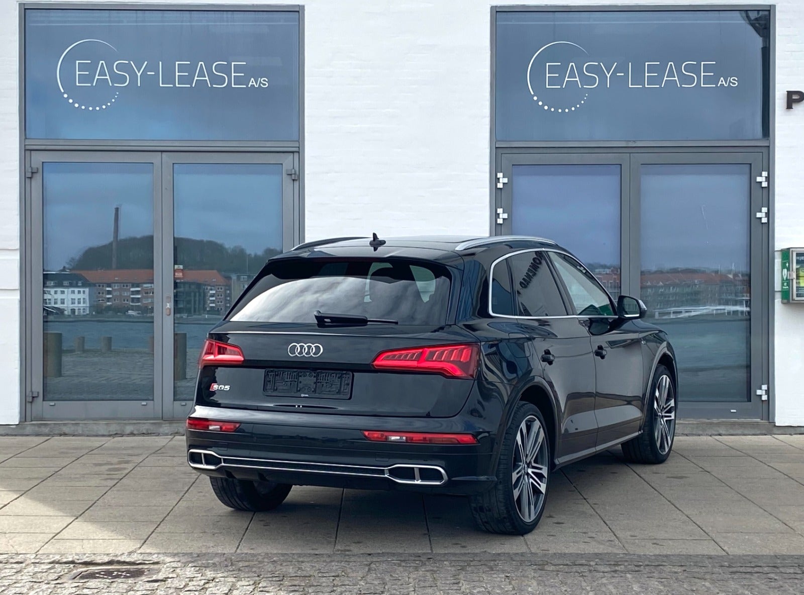 flexleasing-audi-sq5-30-tfsi-quattro-tiptr-5d-findleasing