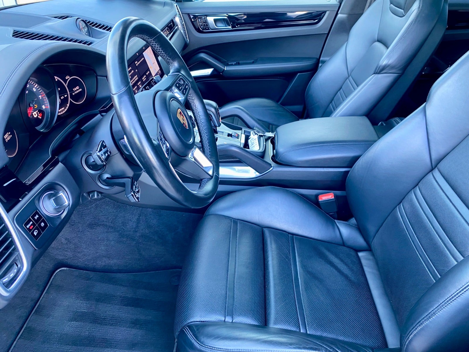 flexleasing-porsche-cayenne-turbo-40-tiptr-5d-findleasing