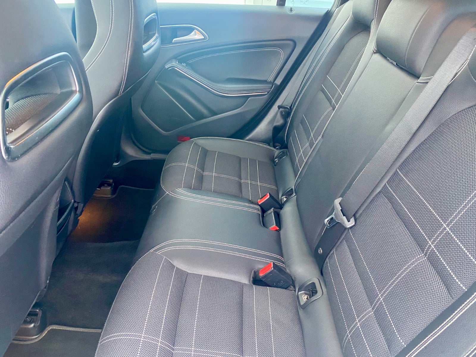 flexleasing-mercedes-cla200-d-22-urban-shooting-brake-aut-5d-findleasing