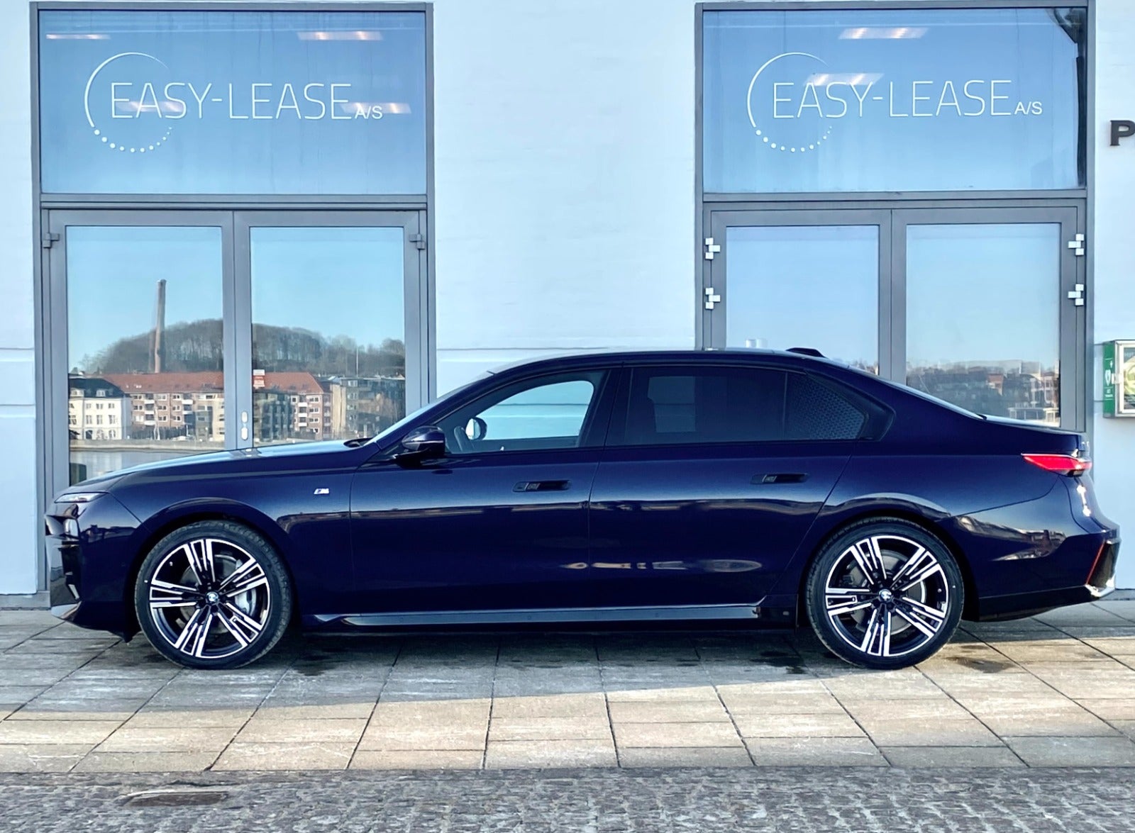 flexleasing-bmw-i7-xdrive60-m-sport-4d-findleasing