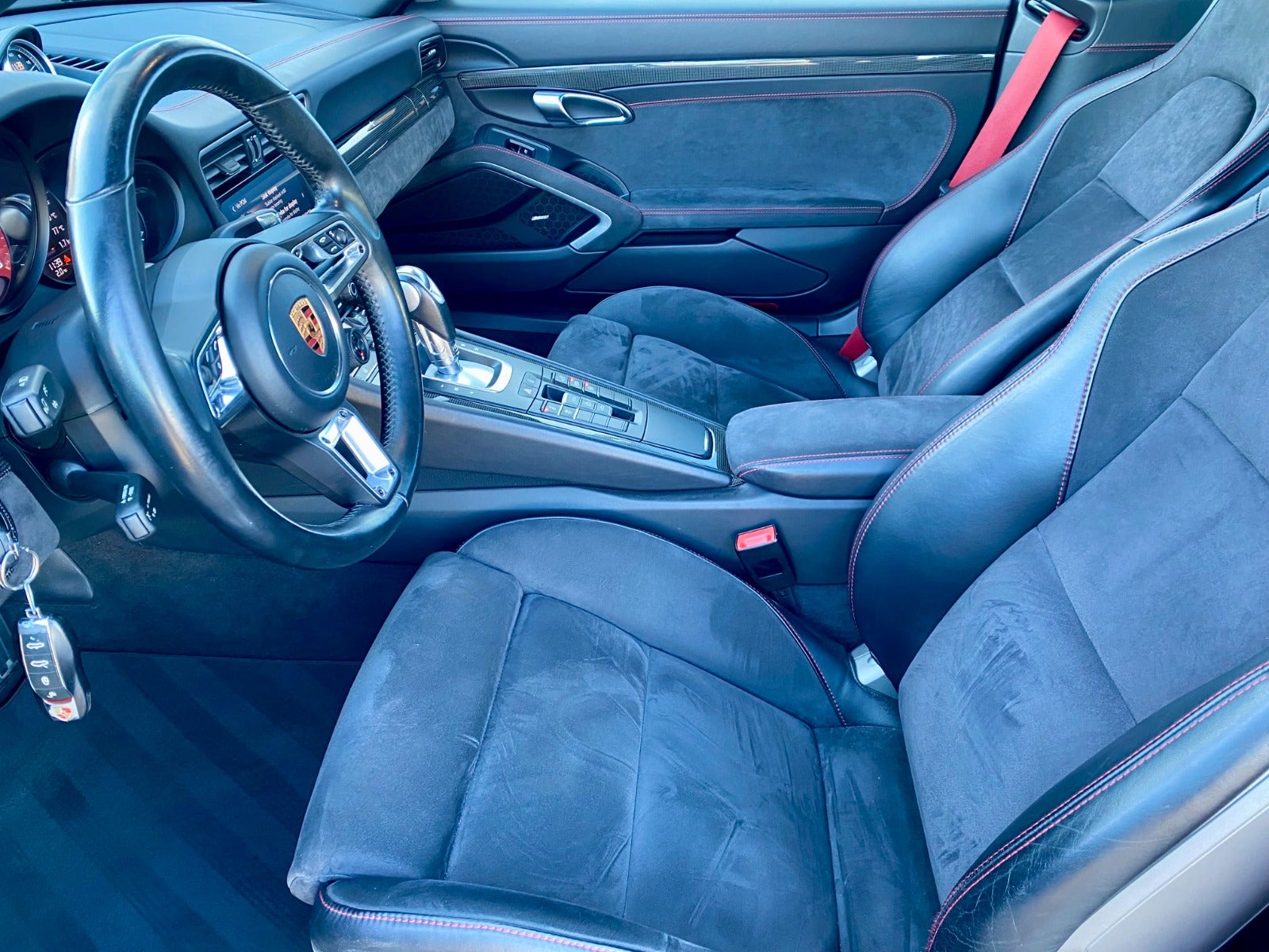 flexleasing-porsche-911-carrera-4-gts-30-cabriolet-pdk-2d-findleasing