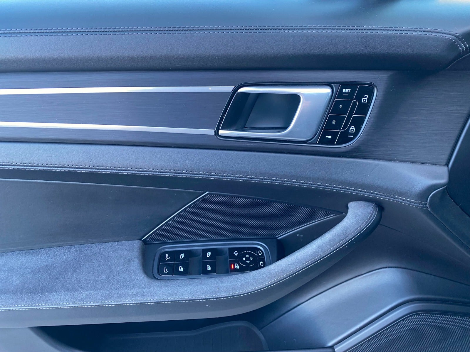 flexleasing-porsche-panamera-gts-40-pdk-5d-findleasing