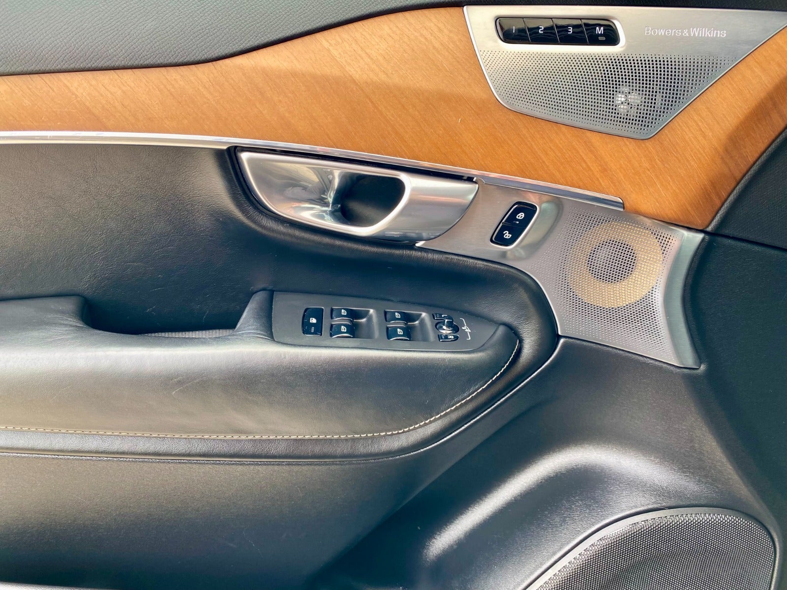 flexleasing-volvo-xc90-20-t6-320-inscription-aut-awd-7prs-5d-findleasing