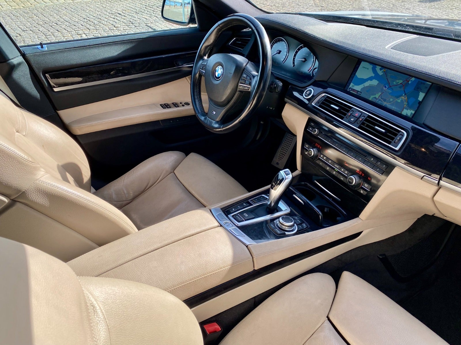 flexleasing-bmw-750i-44-m-sport-xdrive-aut-4d-findleasing