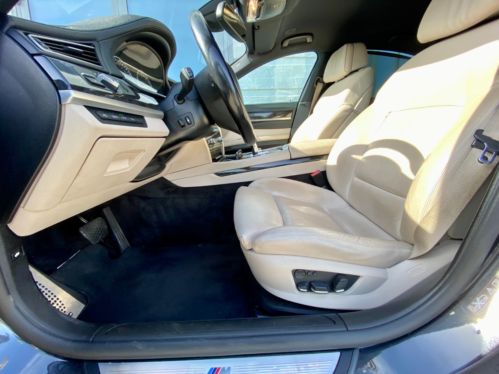 flexleasing-bmw-750i-44-m-sport-xdrive-aut-4d-findleasing