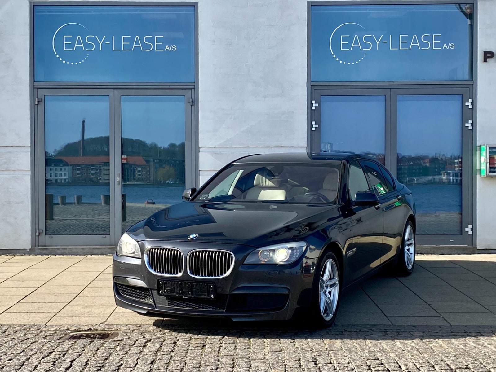 flexleasing-bmw-750i-44-m-sport-xdrive-aut-4d-findleasing