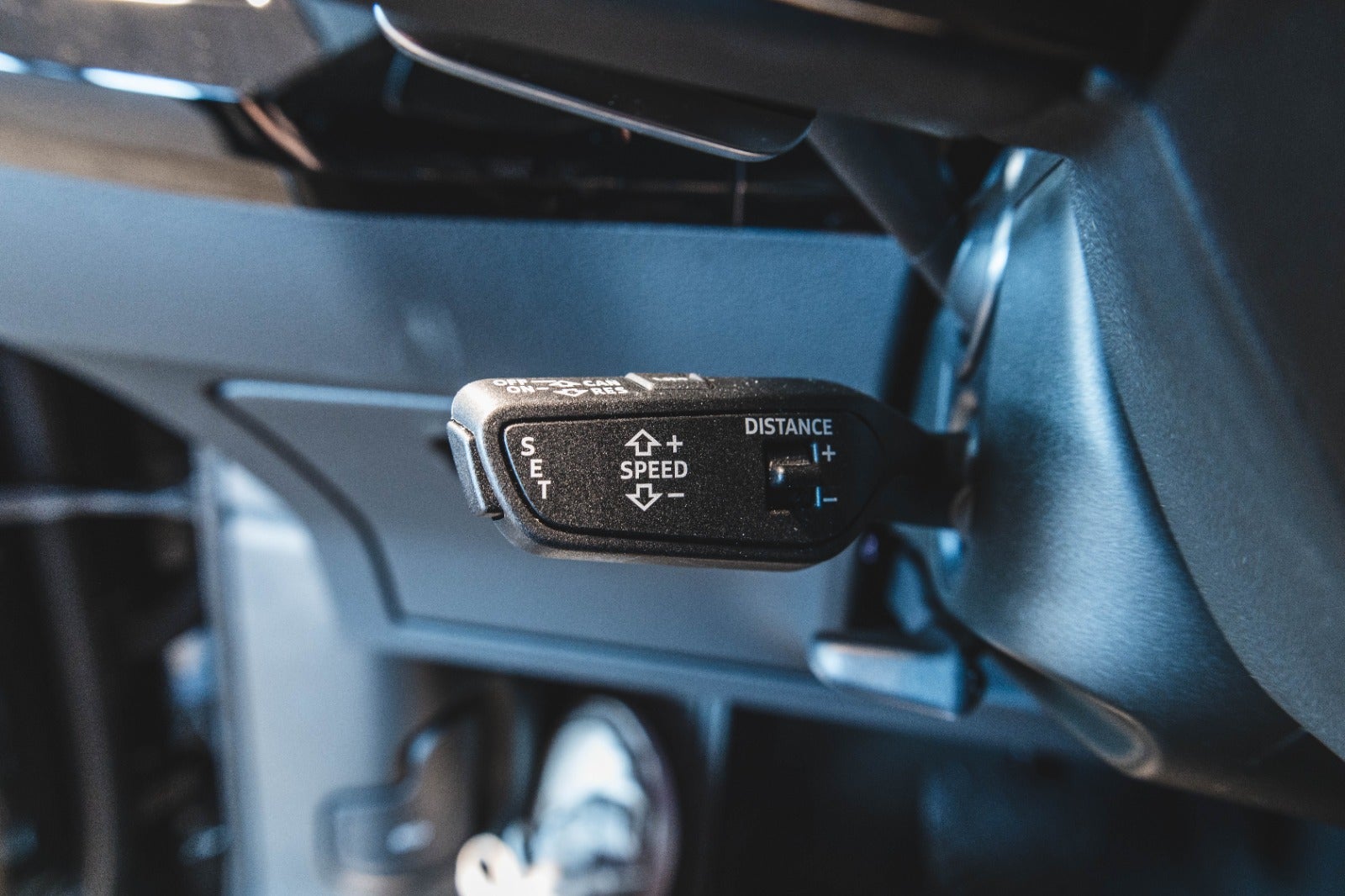 flexleasing-audi-e-tron-50-quattro-5d-findleasing