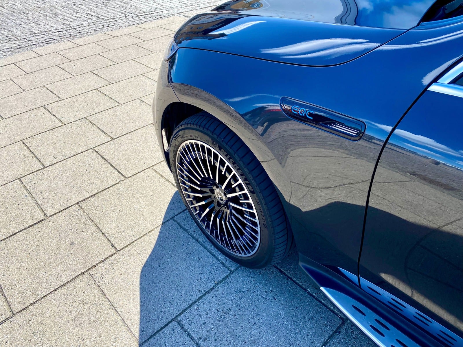 flexleasing-mercedes-eqc400-amg-line-4matic-5d-findleasing