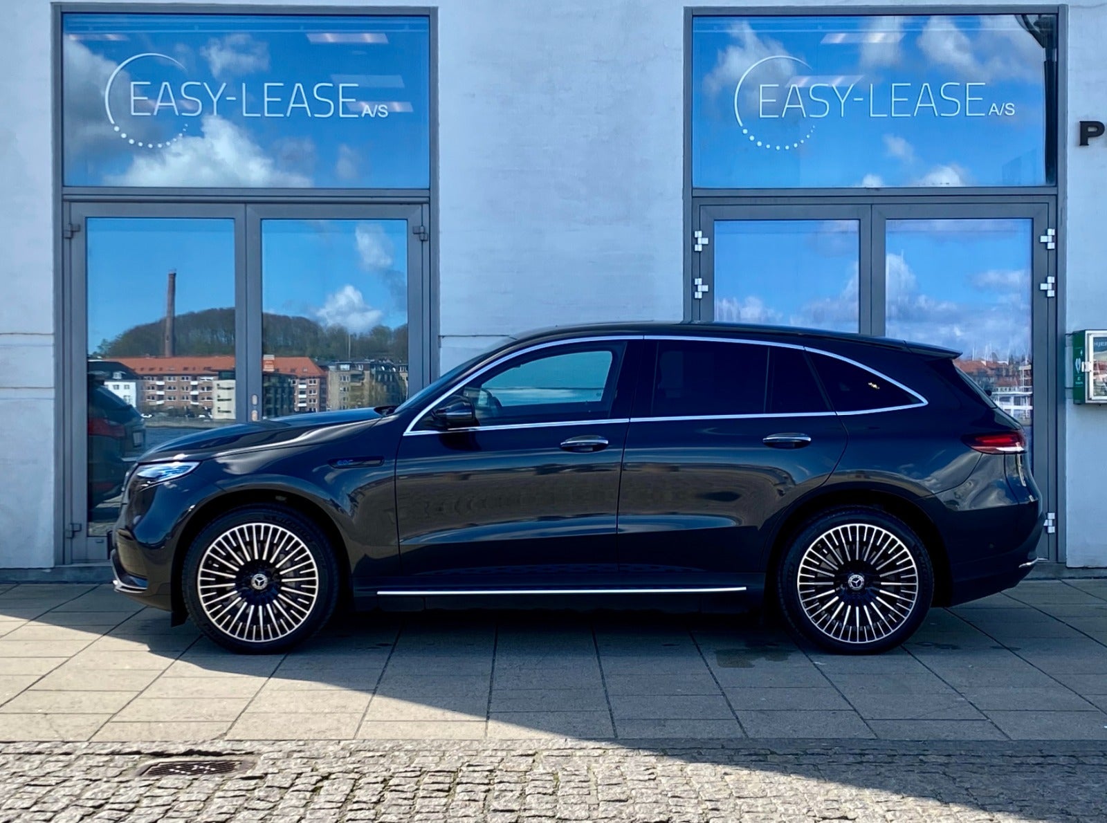 flexleasing-mercedes-eqc400-amg-line-4matic-5d-findleasing