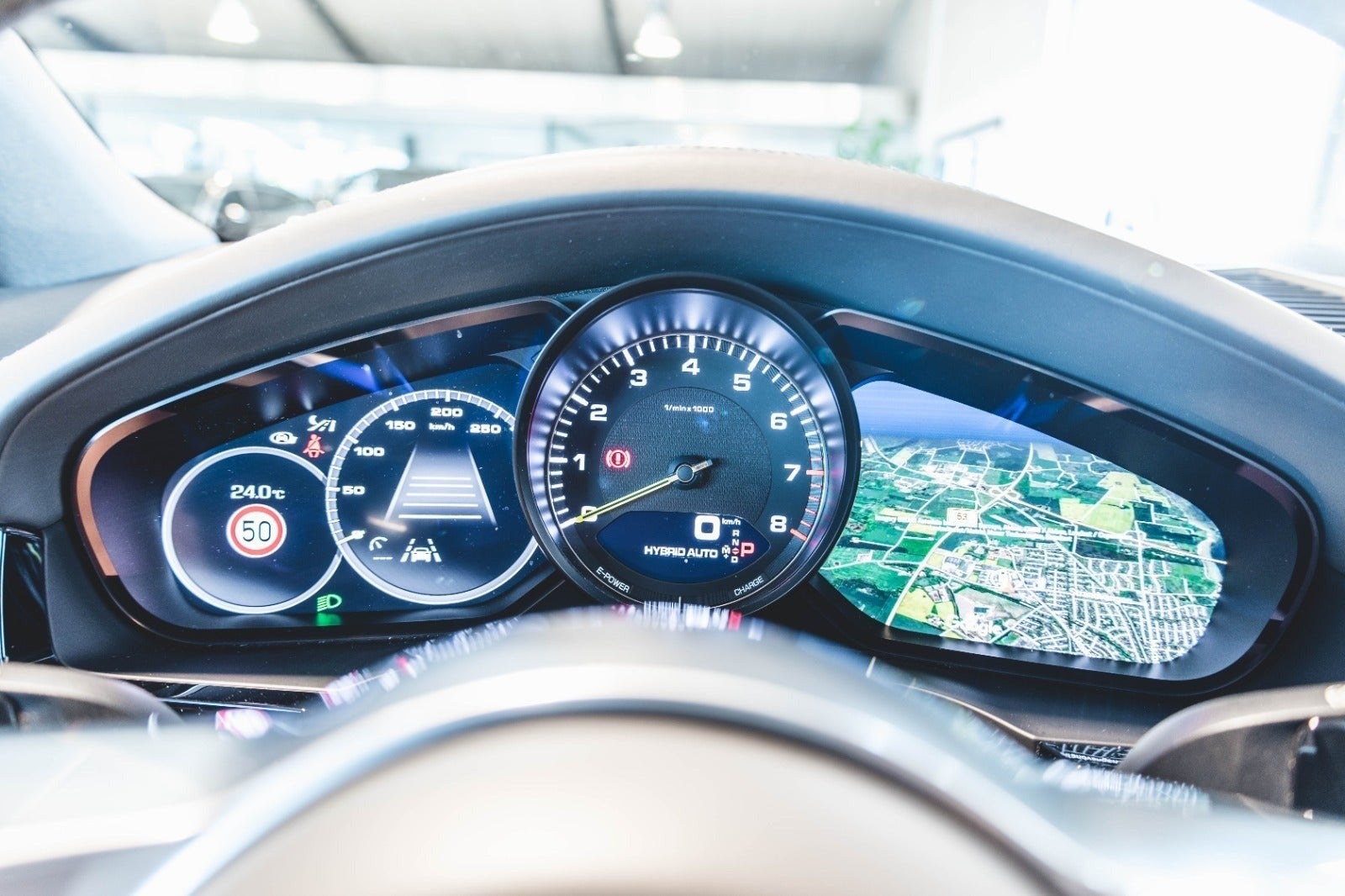 flexleasing-porsche-cayenne-30-e-hybrid-tiptr-5d-findleasing