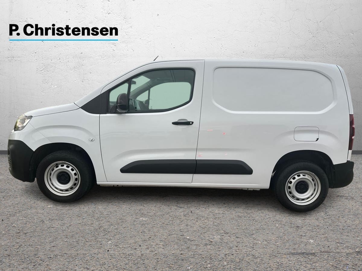 flexleasing-citroen-berlingo-15-bluehdi-100-l1-flexline-van-findleasing