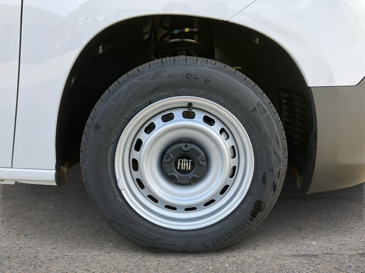 flexleasing-fiat-doblo-15-bluehdi-100-l1-pro-findleasing