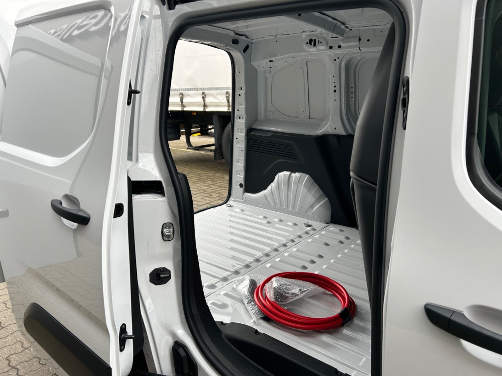 flexleasing-fiat-doblo-e-50-l1-pro-findleasing