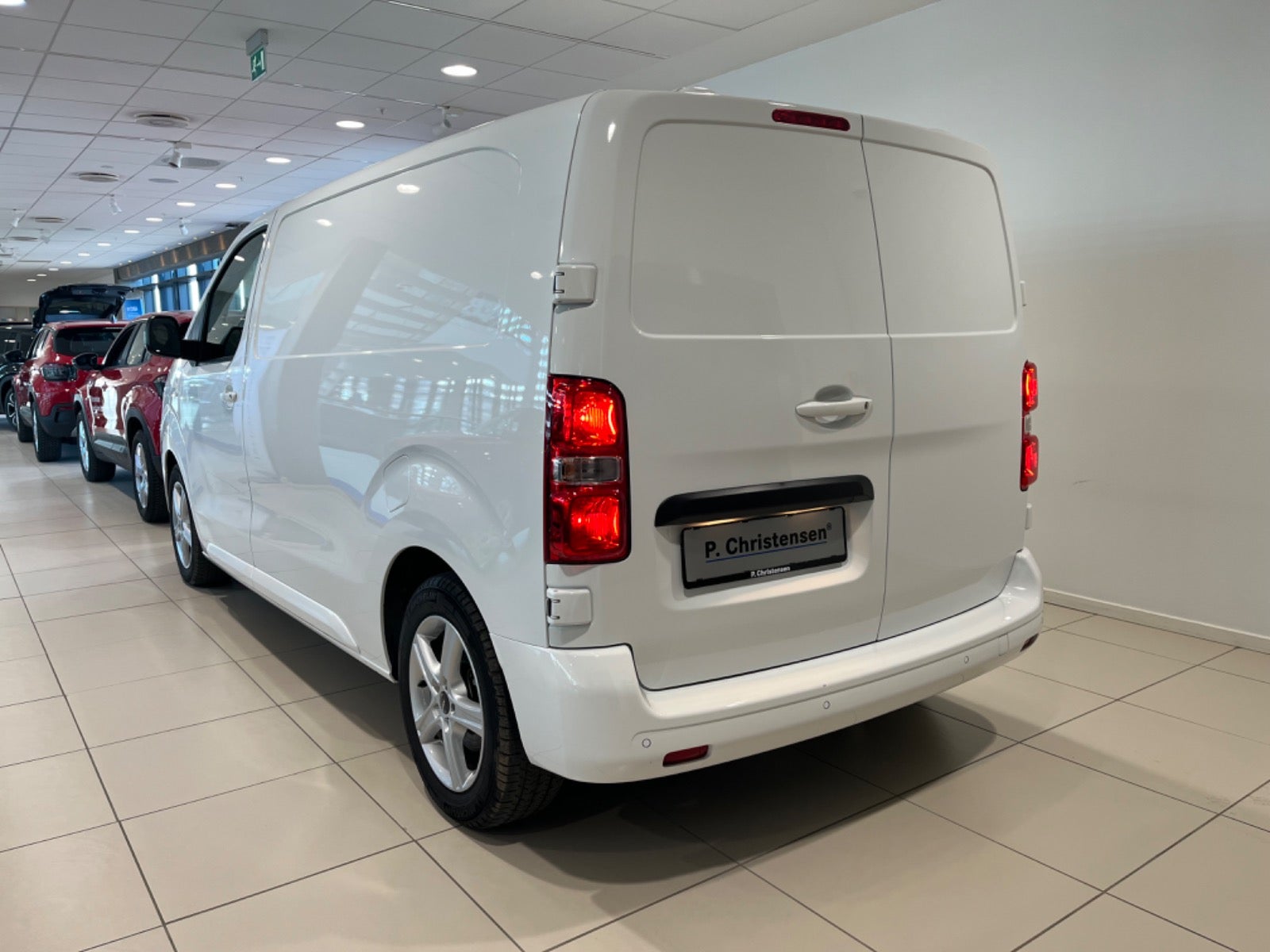flexleasing-peugeot-e-expert-75-l2-premium-van-findleasing