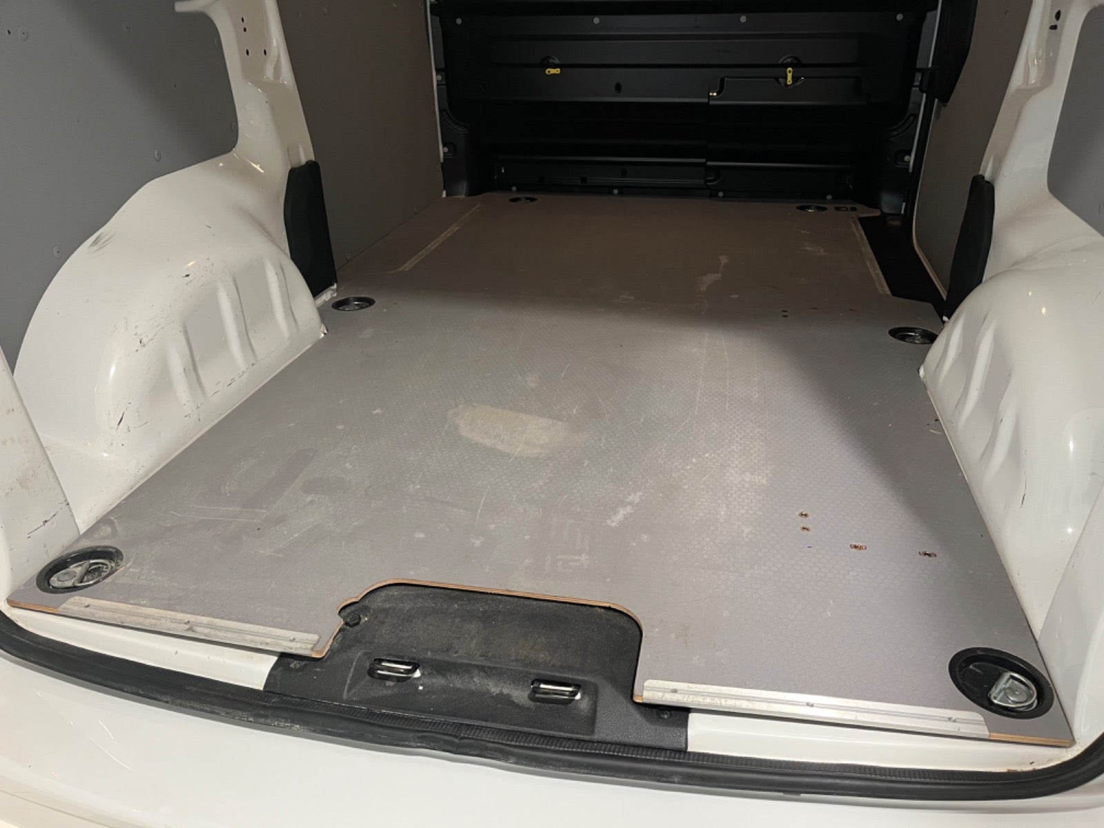 flexleasing-peugeot-e-expert-75-l2-premium-van-findleasing
