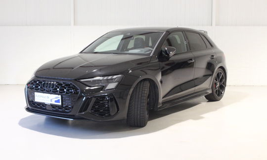 Audi RS3 2,5 TFSi Sportback quattro S-tr. 5d