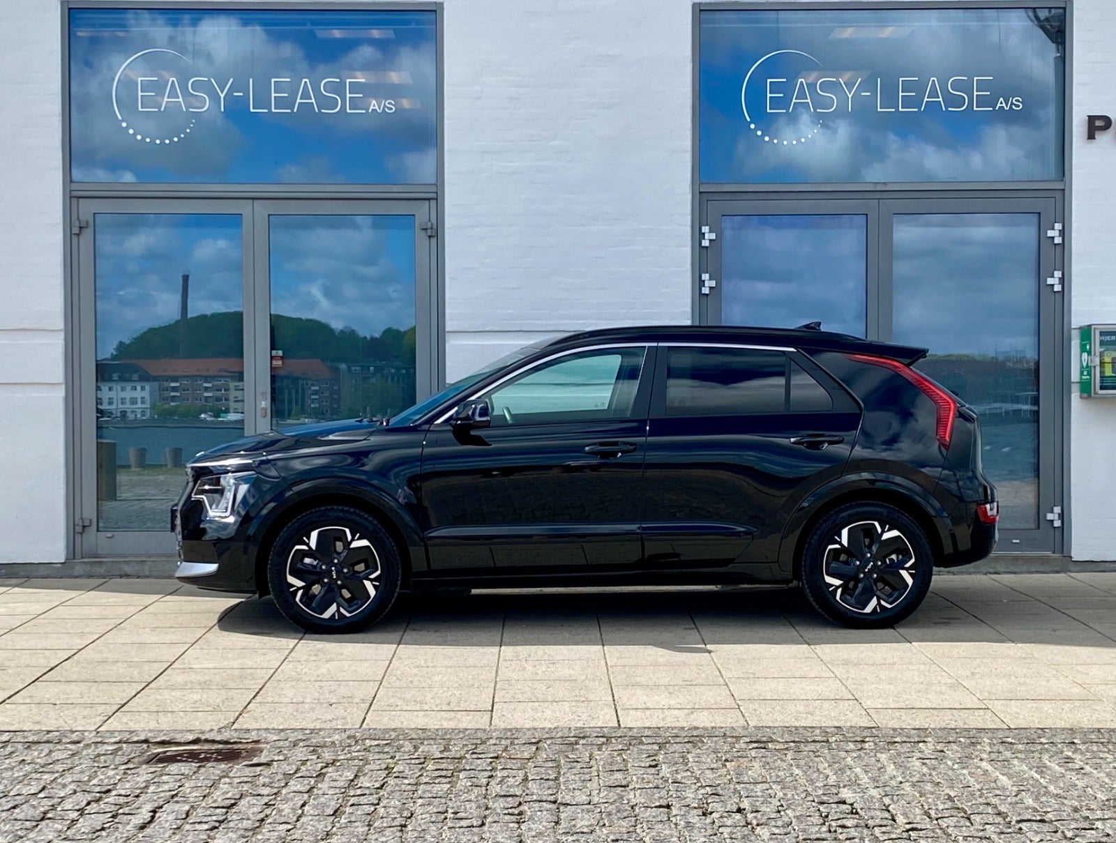 flexleasing-kia-niro-64-ev-inspire-5d-findleasing