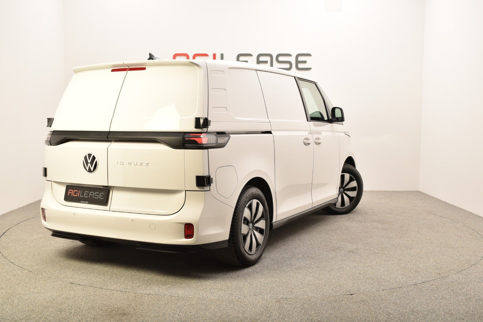 flexleasing-vw-idbuzz-77-cargo-findleasing