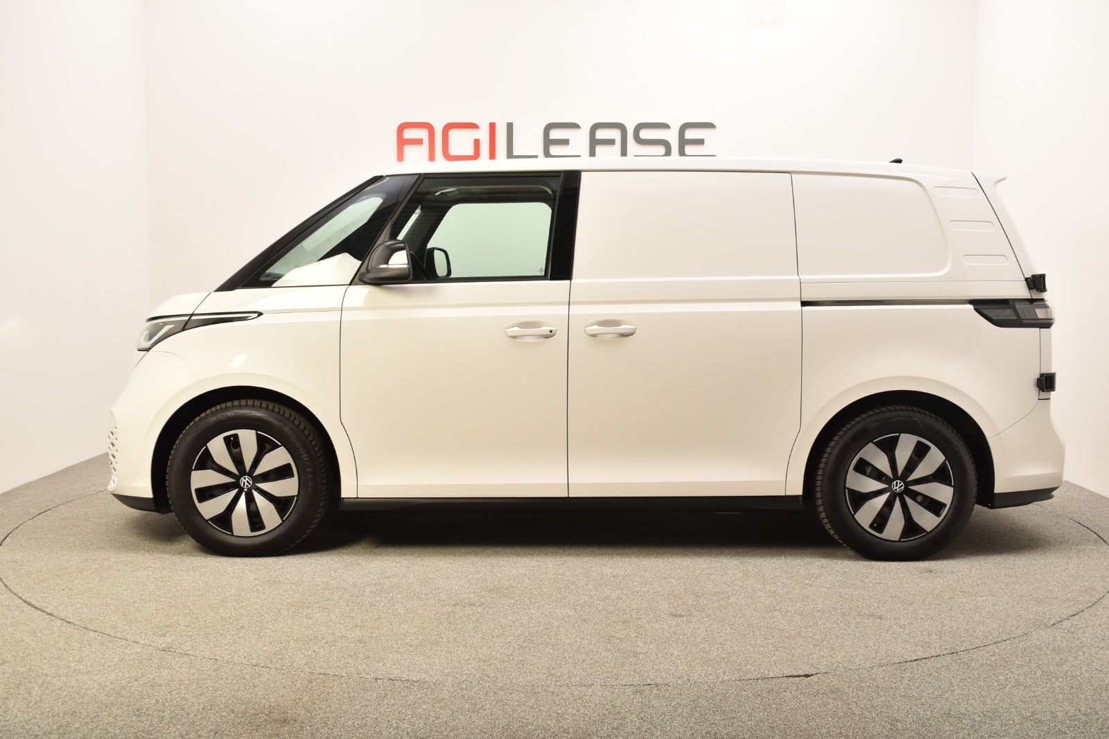 flexleasing-vw-idbuzz-77-cargo-findleasing