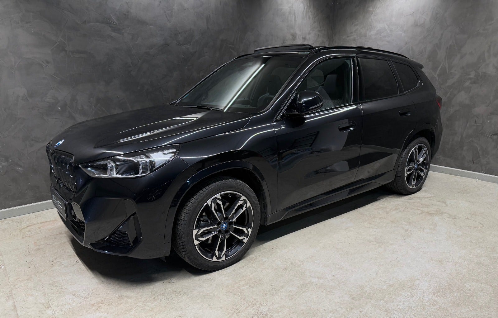 flexleasing-bmw-ix1-xdrive30-fully-charged-m-sport-5d-findleasing