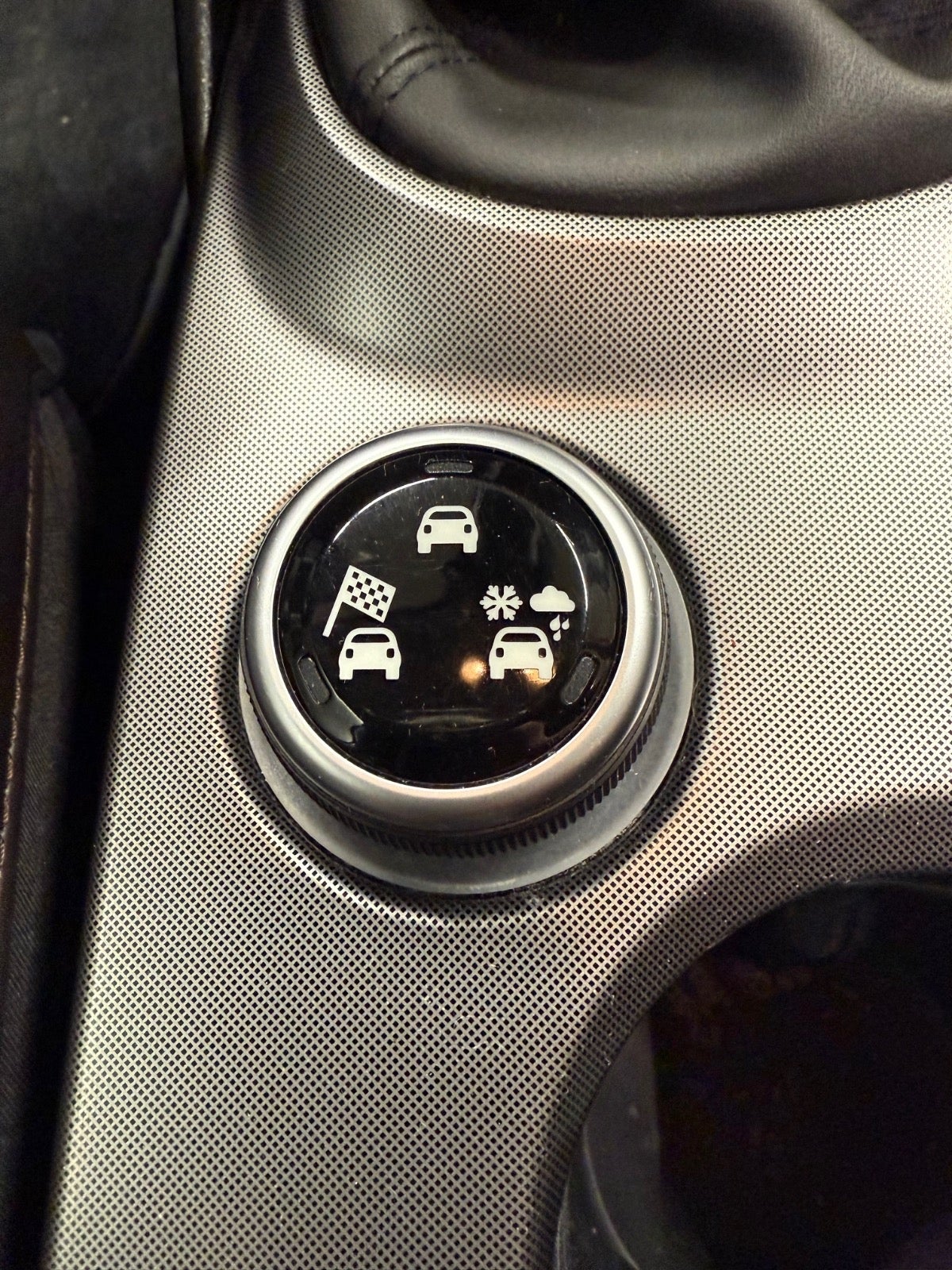 flexleasing-fiat-500x-14-m-air-140-lounge-5d-findleasing