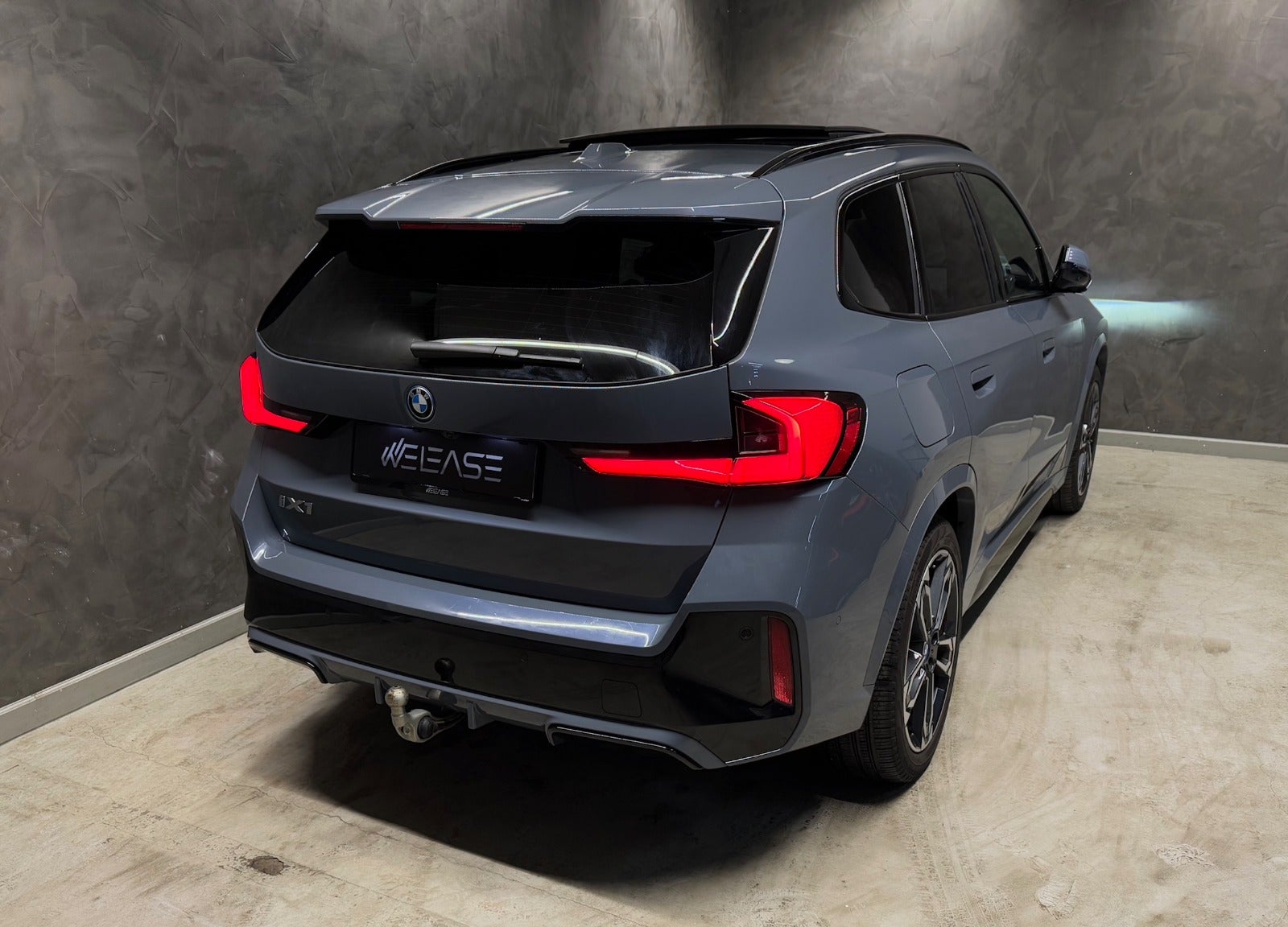 flexleasing-bmw-ix1-xdrive30-fully-charged-m-sport-5d-findleasing