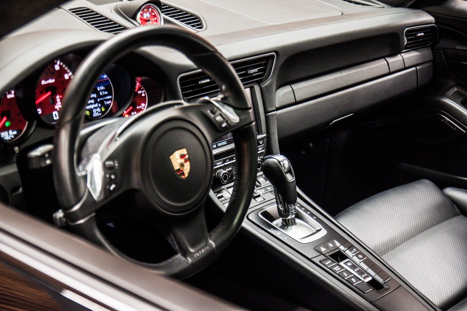 flexleasing-porsche-911-turbo-38-coupe-pdk-2d-findleasing