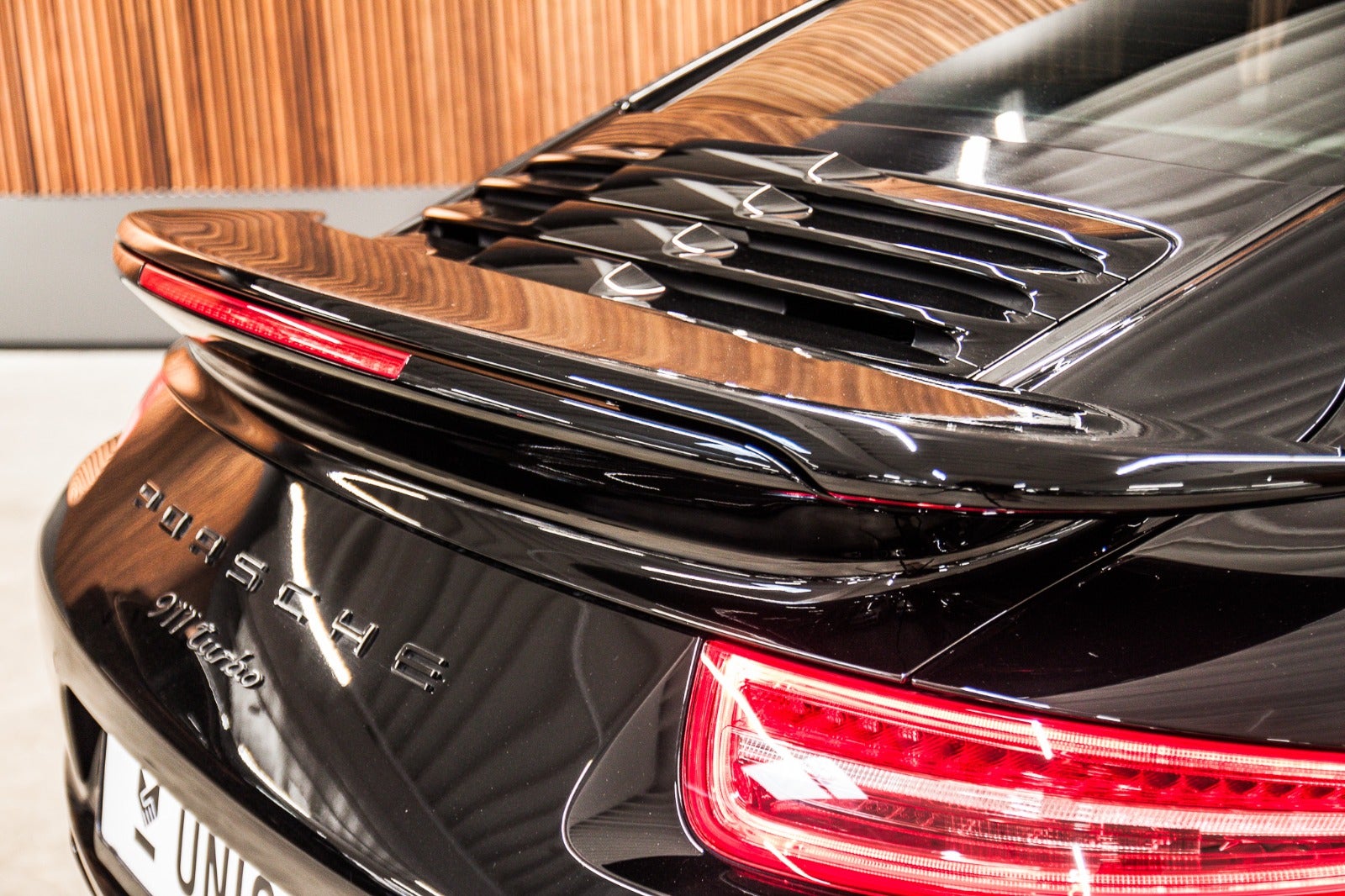 flexleasing-porsche-911-turbo-38-coupe-pdk-2d-findleasing