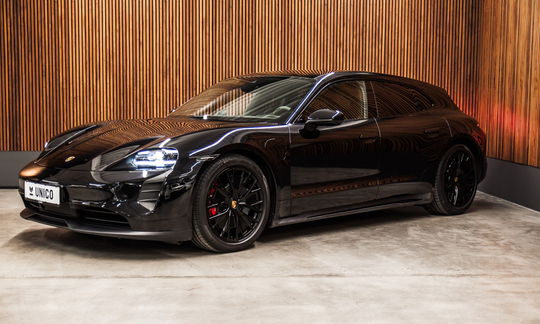 Porsche Taycan GTS Sport Turismo 5d
