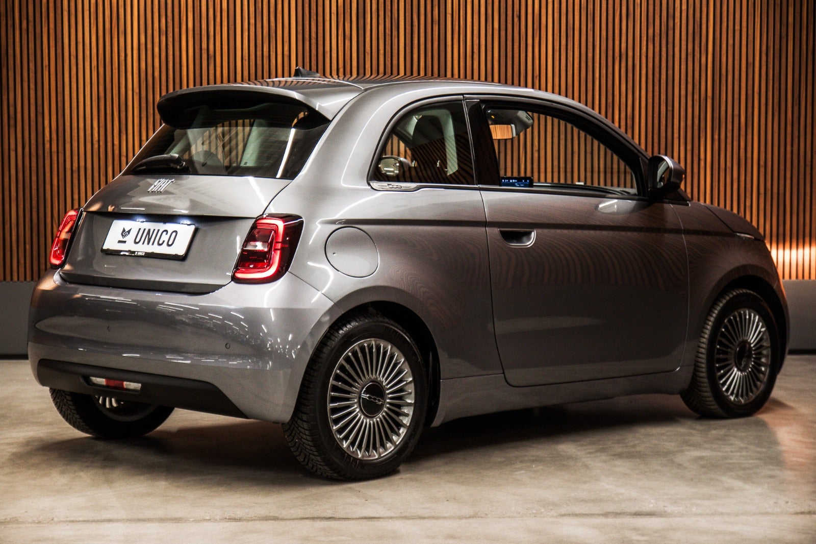 flexleasing-fiat-500e-42-icon-3d-findleasing