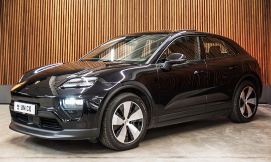 Porsche Macan 4 5d