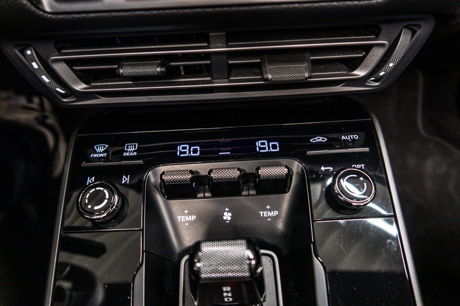 flexleasing-porsche-911-carrera-4s-30-cabriolet-pdk-2d-findleasing